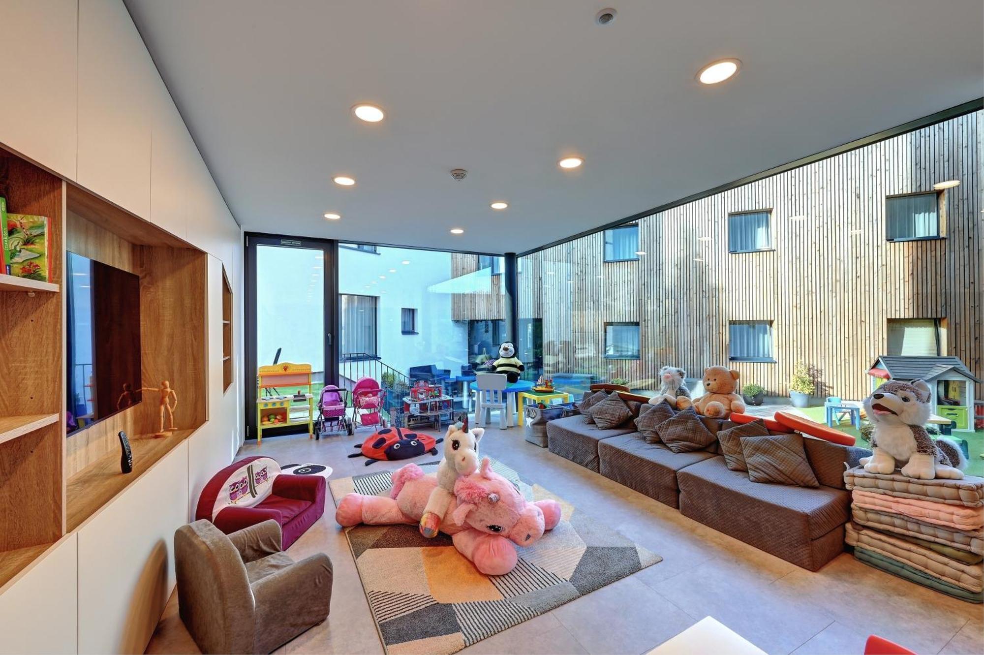 Wellness Hotel Fénix Liberec Kültér fotó